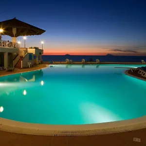 *** Prázdninový areál Th Gioiosa Mare - Capo Calava Village Itálie