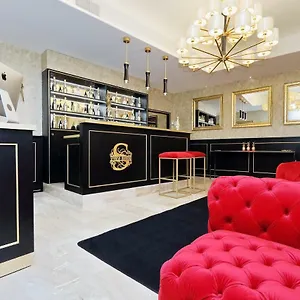Gasthuis Spanish Diamond Luxury & Jacuzzi, Rome